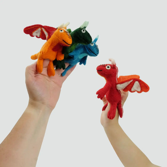 Dragon- felt finger puppet